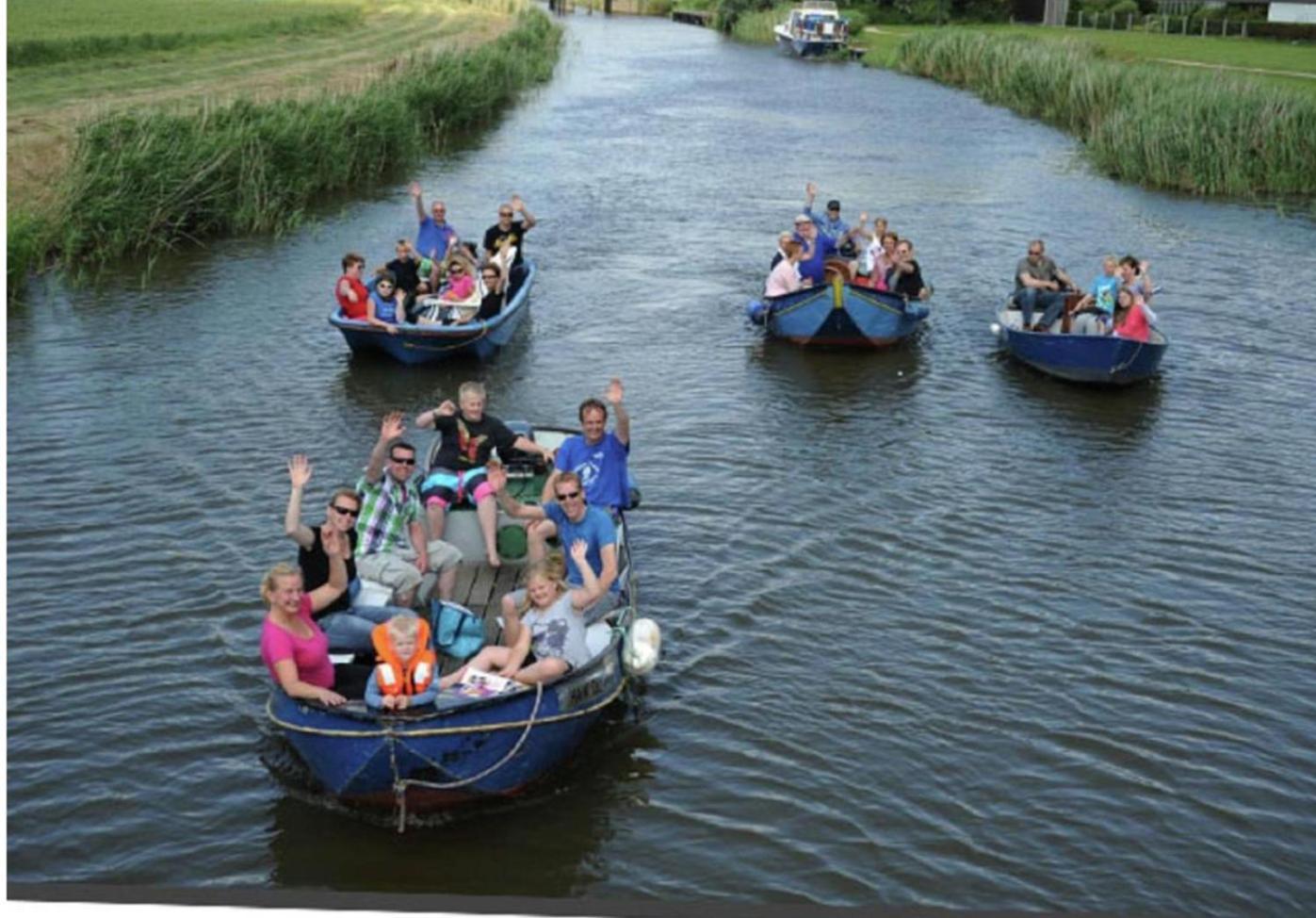 4-Persoons Vakantiehuisje Simmerwille Tzummarum エクステリア 写真